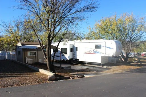 Meadowbrook Senior Rv Park