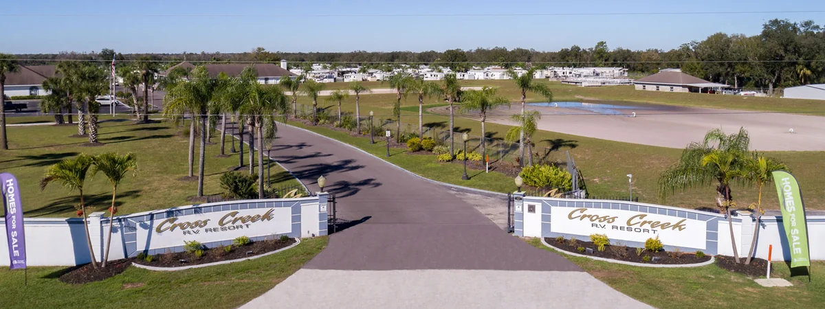 Cross Creek Country Club