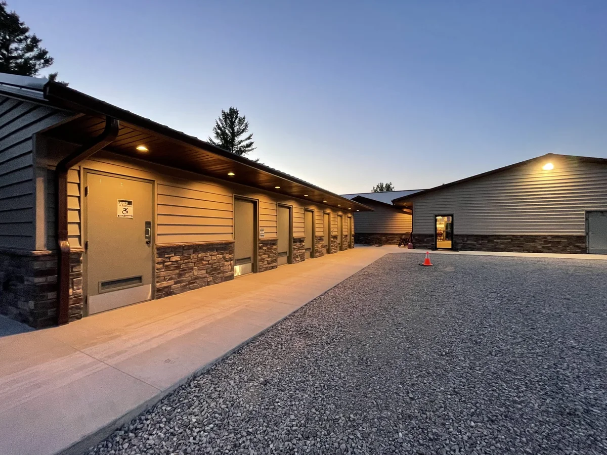 River View Campgrounds & Canoe