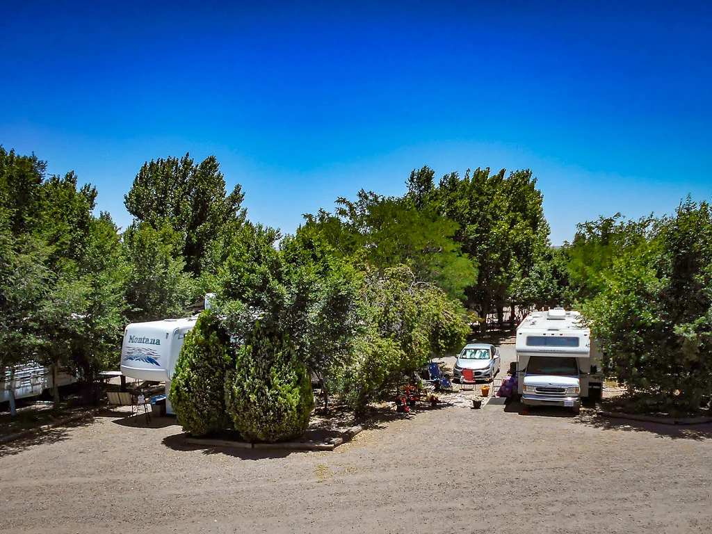 Kiva Rv Park & Horse Motel