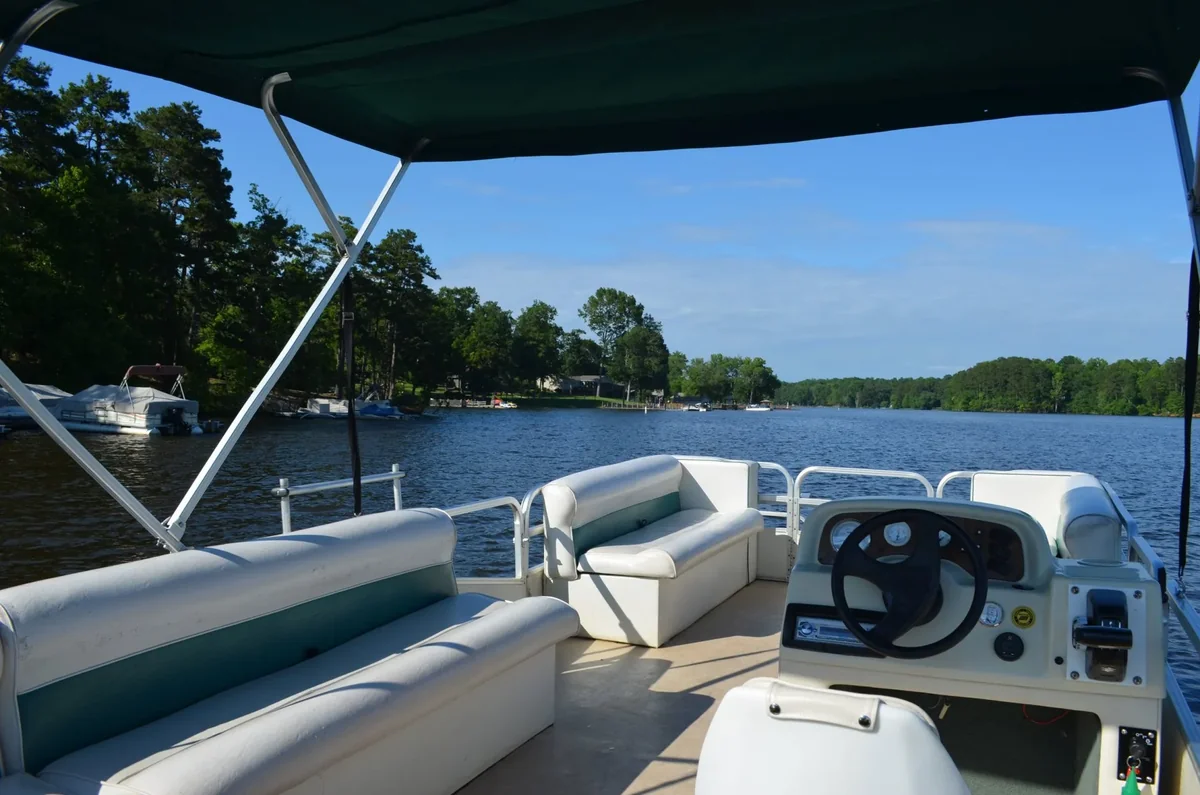 High Rock Lake Marina