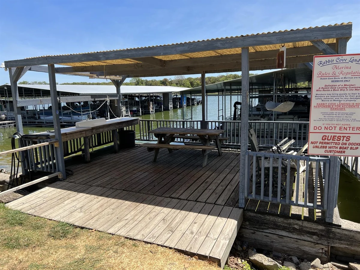 Rabbit Cove Landing Rv/marina