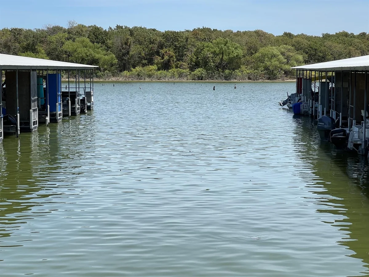 Rabbit Cove Landing Rv/marina