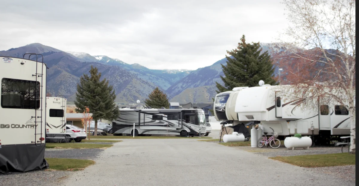 Traveland Rv Park